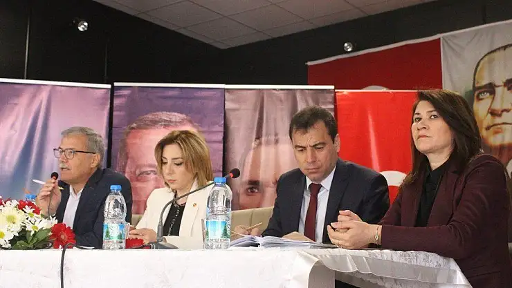 Kadınlar sordu, AK Parti'li adaylar yanıtladı