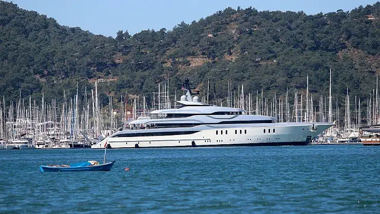 'Tango' isimli yat Fethiye'den 160 bin litre yakıt aldı