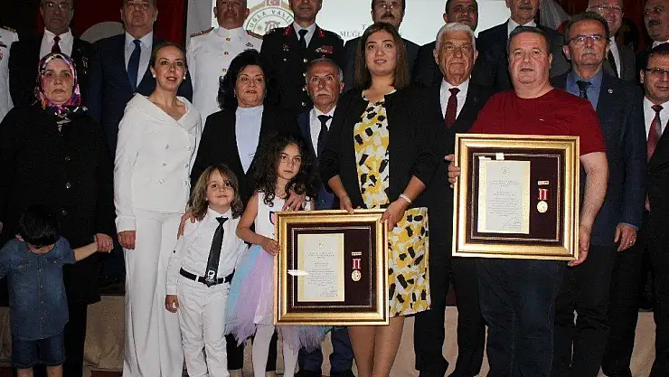 Muğla'da şehit yakınları ve gazilere Devlet Övünç Madalyası