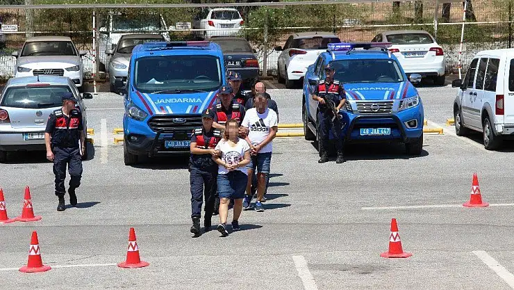 İnsan kaçakçıları kıskıvrak yakalandı