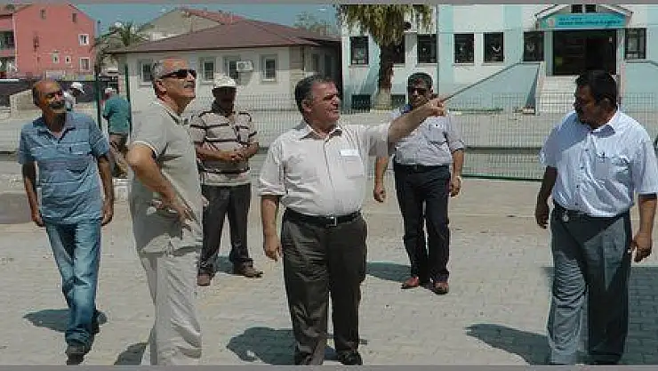  FETHİYE KAYMAKAMI OKULLARDA İNCELEME YAPIYOR