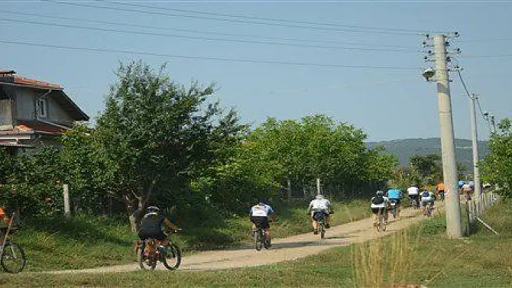 ÇAMELİ'NİN TARİHİ VE DOĞASINA HAYRAN KALDILAR