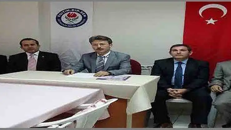 CEZAYİRLİOĞLU 'ÖĞRETMENLERE SAHİP ÇIKMALIYIZ'