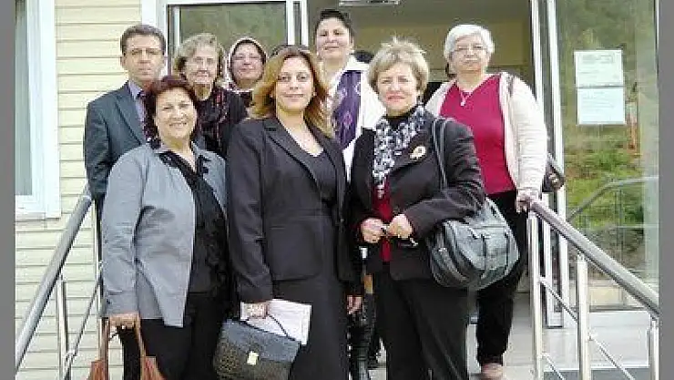 KADIN MECLİSİ YAŞLILARI ZİYARET ETTİ