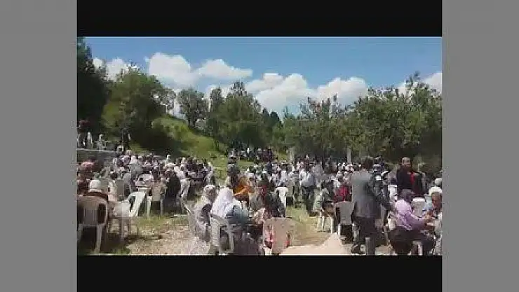  EŞREFPAŞA TÜRBESİ'NDE ŞÜKÜR YEMEĞİ