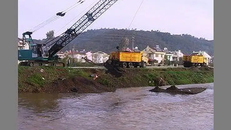 BAKAN EROĞLU SÖZ VERDİ DERELERİN ISLAHI BAŞLADI