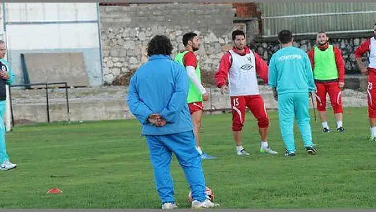 FUTBOLCULAR HIRSLA ÇALIŞIYOR