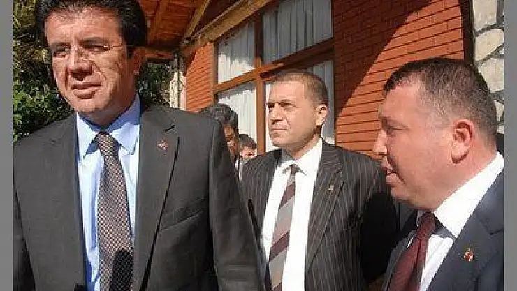 AK PARTİ FETHİYE İLÇE DANIŞMA TOPLANTISINA DENİZLİ BELEDİYE BAŞKANI NİHAT ZEYBEKCİ DE KATILDI