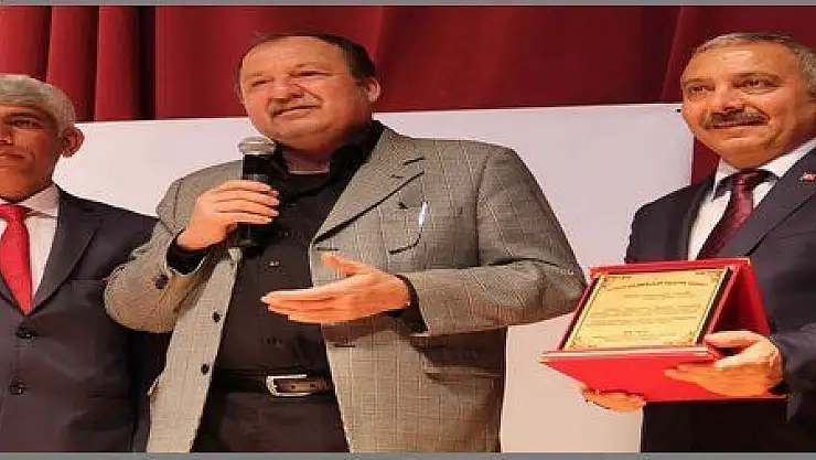 FETHİYE SELANİKLİLER YAŞATMA DERNEĞİ ÖDÜL TÖRENİ DÜZENLEDİ