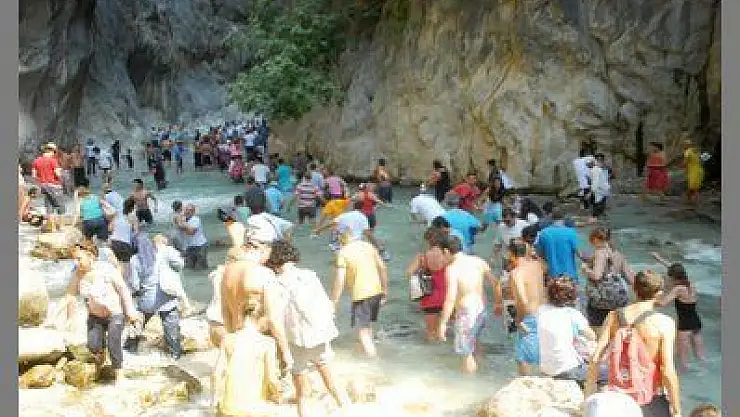 SAKLIKENT KANYONUNA REKOR TATİLCİ ZİYARET