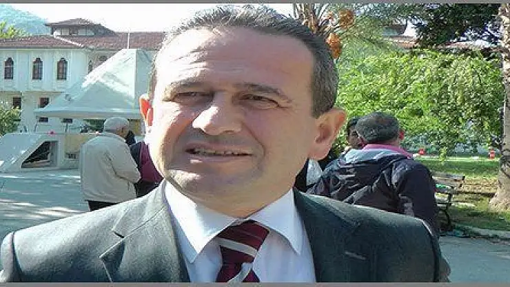  AK PARTİ İLÇE BAŞKANLIĞINA TURGAY ÖZTÜRK TE ADAY