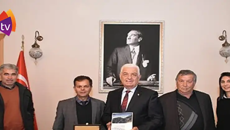 Muhtarlardan Başkan Gürün'e teşekkür ziyareti