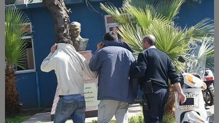 8 HIRSIZ, TUTUKLANDI