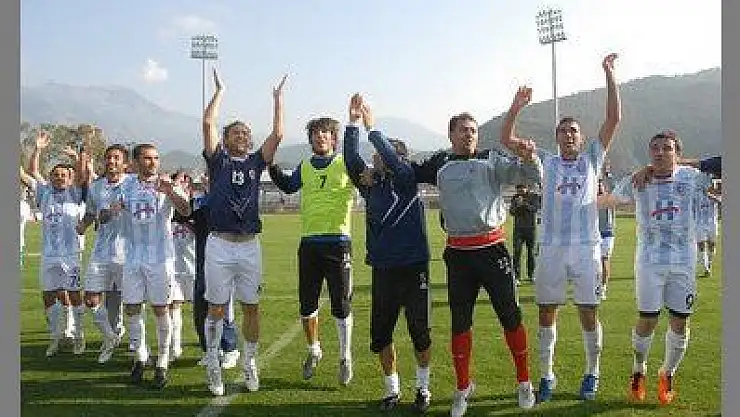 FETHİYESPOR, TOPBAŞI YAPTI