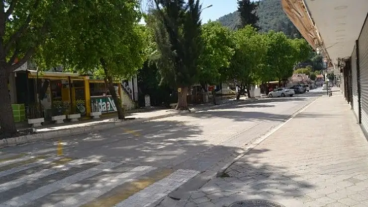 82 saatlik kısıtlama devam ediyor