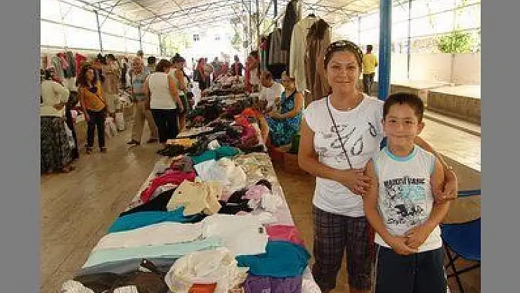 İKİNCİ EL PAZARI VATANDAŞLARIN VAZGEÇİLMEZİ OLDU