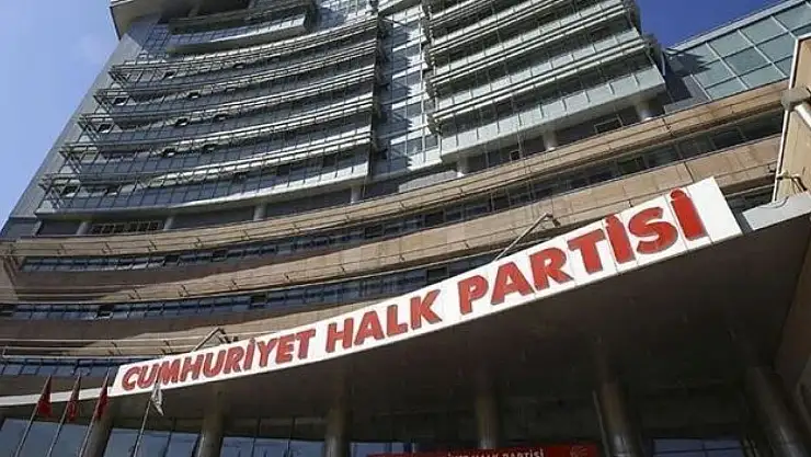 Aday olacak milletvekilleri YSK'ya sunuldu