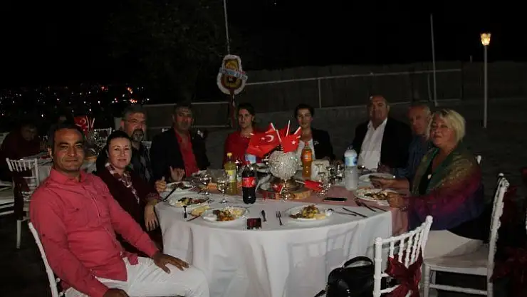 Altı Nokta'dan Cumhuriyet Balosu