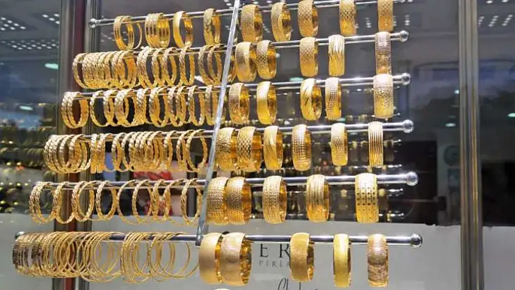 ALTINDA DÜŞÜŞ DEVAM EDİYOR