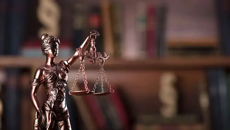 Avukat Tutmadan Önce Bilmeniz Gereken 7 Önemli Nokta