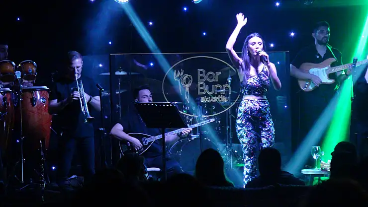 BarBunn'da Gamze Dursun rüzgarı esti