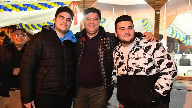 BAŞKAN KARACA, ŞAMPİYONLUK KUTLAMASINA KATILDI
