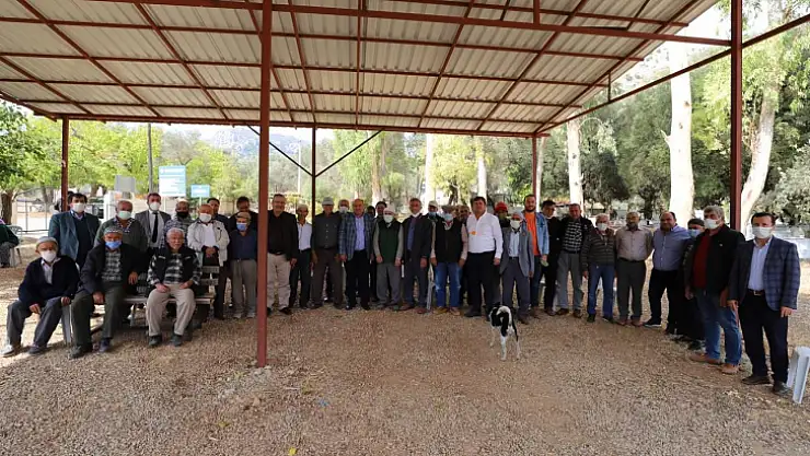 Başkan Otgöz, Seydikemer'i karış karış geziyor