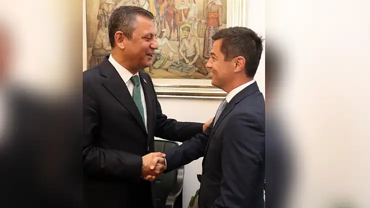 Başkan Ünlü, CHP Genel Başkanı Özel ile görüştü