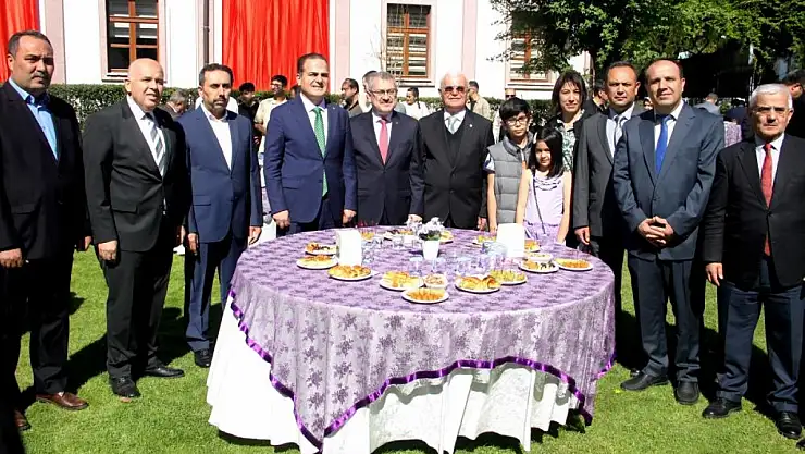 Bayramlaşma töreni yapıldı