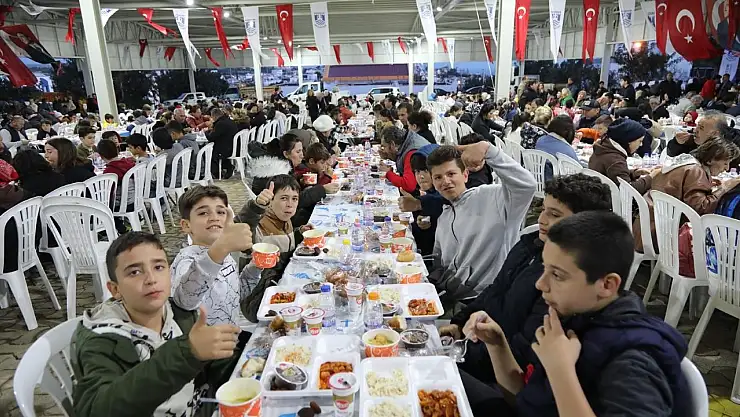 belediye iftar programları devam ediyor