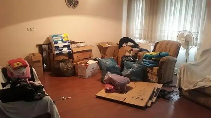 Belediyeye Teslim Edilen Deprem Yardımları Personelin Evinden Çıktı