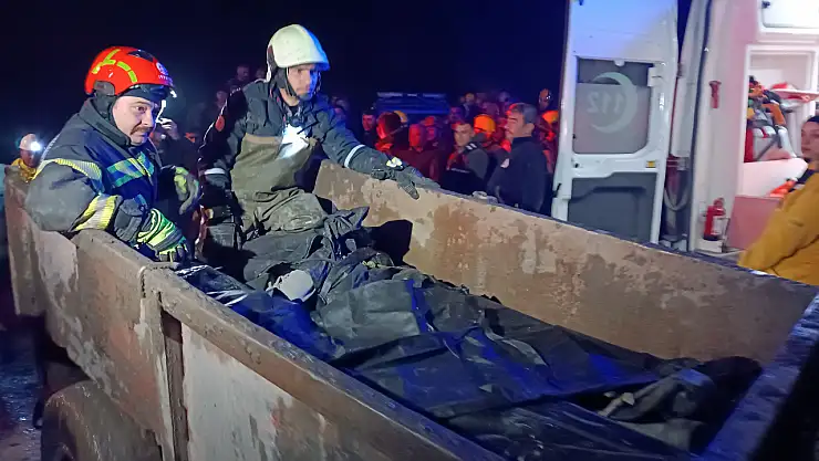 Bin 100 Metredeki Göçükte Hayatını Kaybeden 2 Madencinin Cenazelerine Ulaşıldı