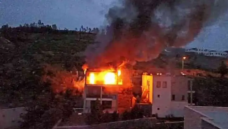 Bodrum'da yangında ev alev topuna döndü