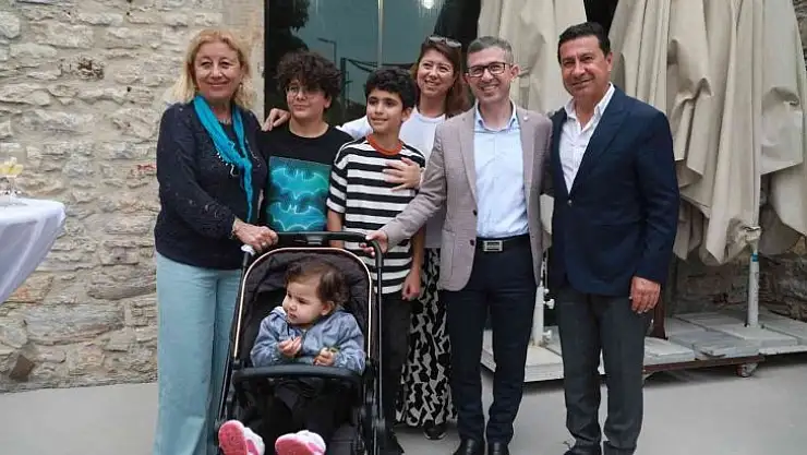 Bodrum ilçe protokolü halkla bayramlaştı