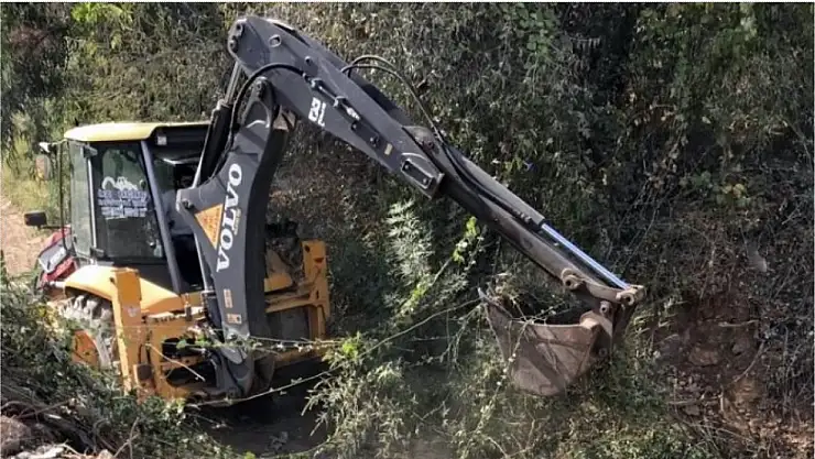 Büyükşehir, Muğla'da 1200 Kilometre Dere Temizliği Yaptı