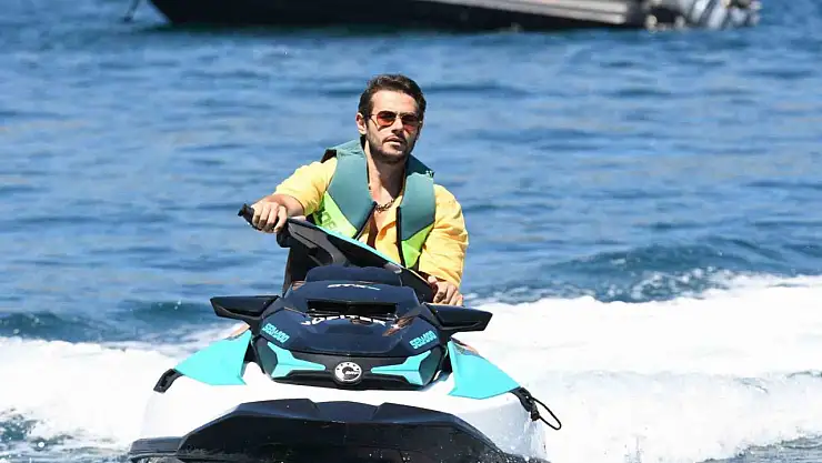 Cem Belevi'den jet-ski şov