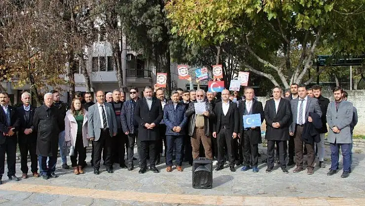 Çiftlikli 'Müslümanlara yönelik hak ihlalleri artarak sürüyor'