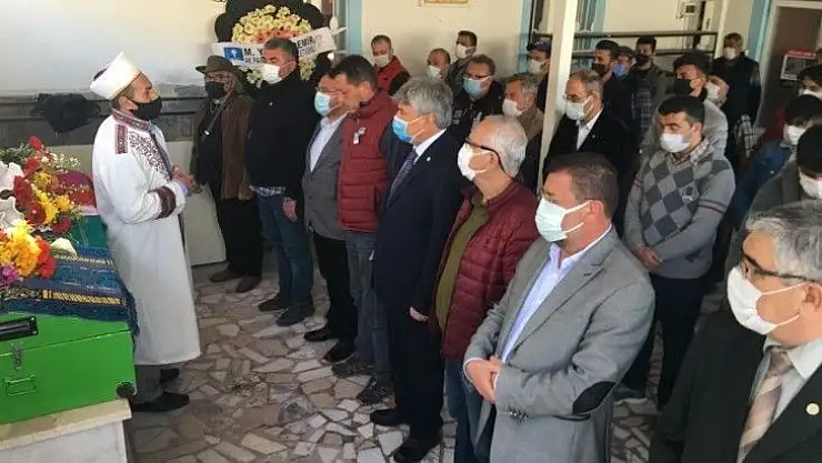 Doğum gününe 1 hafta kala erkek arkadaşı tarafından öldürülen Bensu, son yolculuğuna uğurlandı