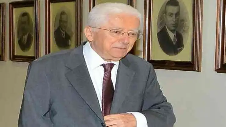 Eski Bakan Tarhan Erdem vefat etti
