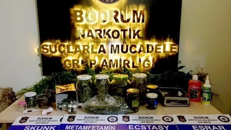 Evin her köşesinden uyuşturucu çıktı
