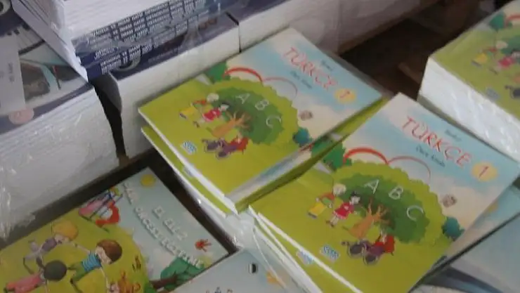 Fethiye'de 311 Bin Kitap Okullara Gönderiliyor