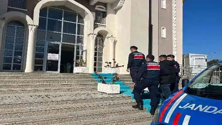 FETHİYE'DE 9 YIL 5 AY HAPİS CEZASI BULUNAN ŞAHIS YAKALANDI
