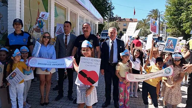 Fethiye'de Anaokulu Öğrencileri Trafik Kurallarını Öğrendi