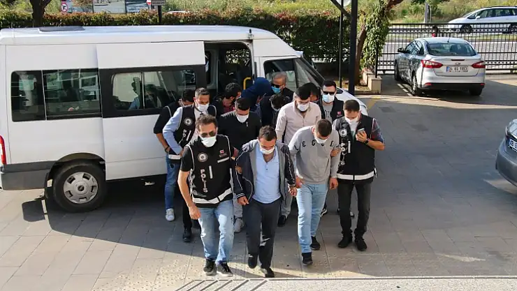 Fethiye'de haraç çetesi adliyeye sevk edildi