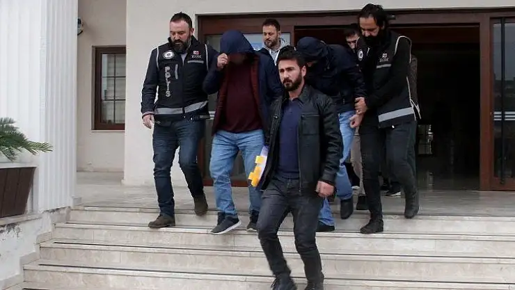 Fethiye merkezli fuhuş operasyonunda 1'i polis 4 kişi tutuklandı