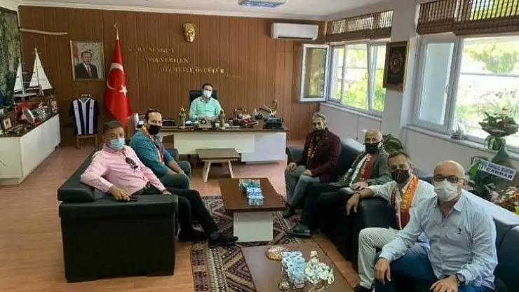 FETHİYELİ GALATASARAYLILAR' DAN KAYMAKAM FIRAT'A ZİYARET