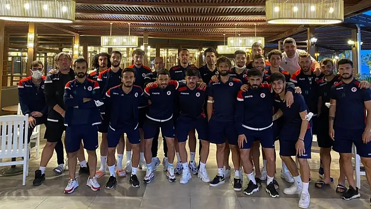 Fethiyespor'da ayrılık rüzgarı
