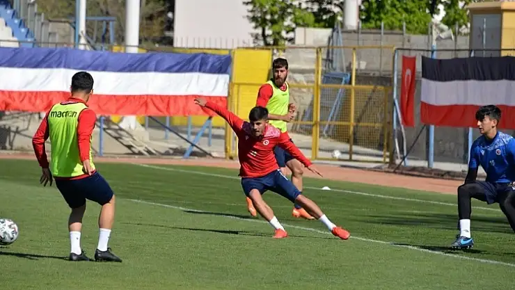 Fethiyespor'da İskender'un hazırlıkları sürüyor