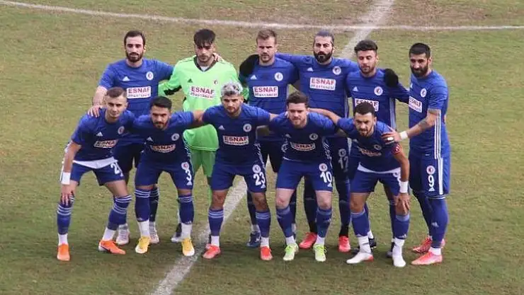 Fethiyespor şampiyonluğa koşuyor