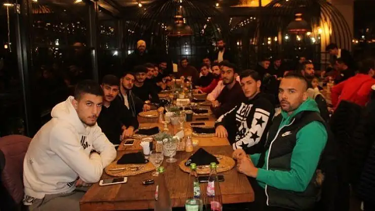 Fethiyespor'a Destek İçin Bir Araya Geldiler 